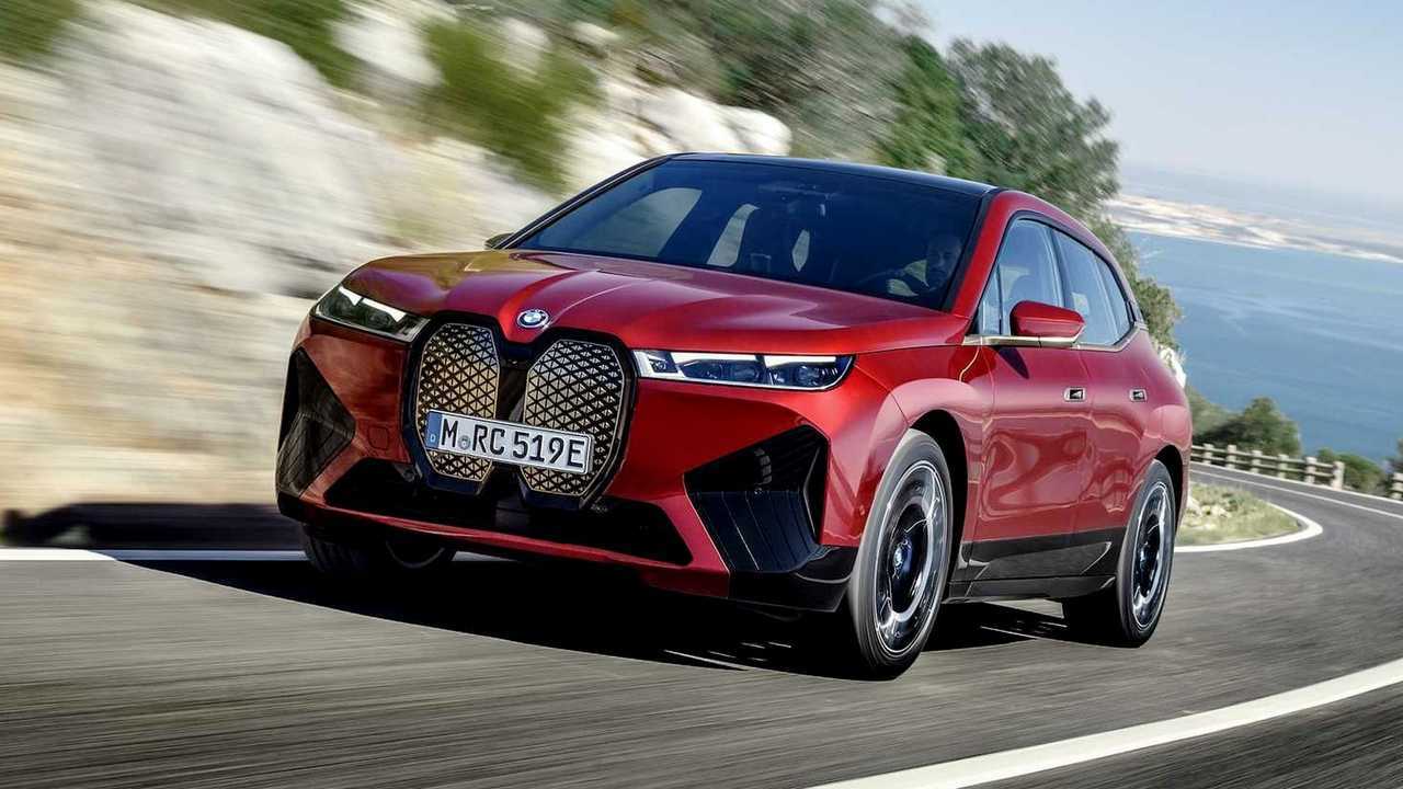 BMW retira iX e i5 de cena no Brasil para pavimentar a chegada da Neue Klasse